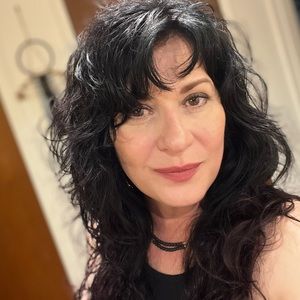 Meet your Posher, Tina